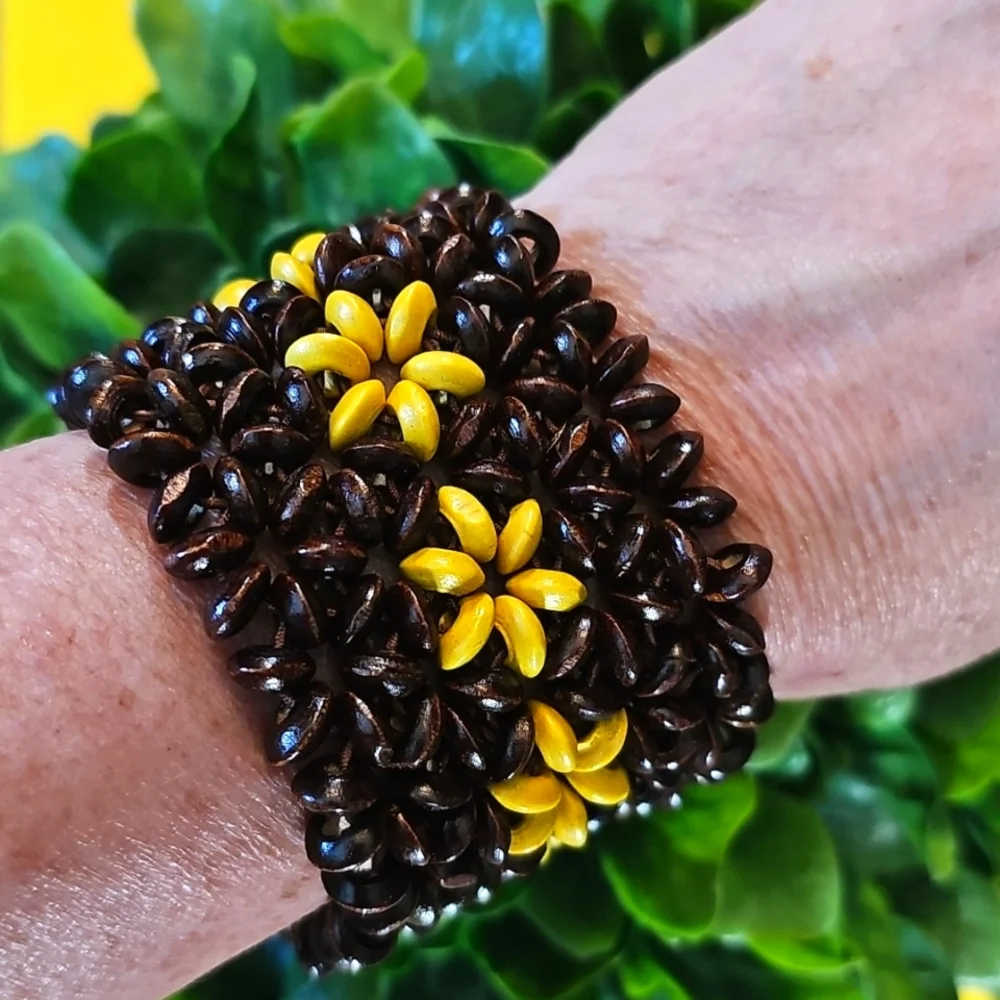 Wooden Bracelet - Picture 4 of 11